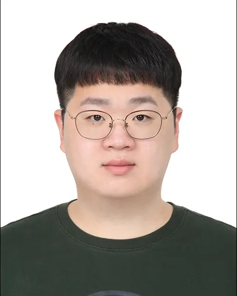 Portrait of Jaewon Lim